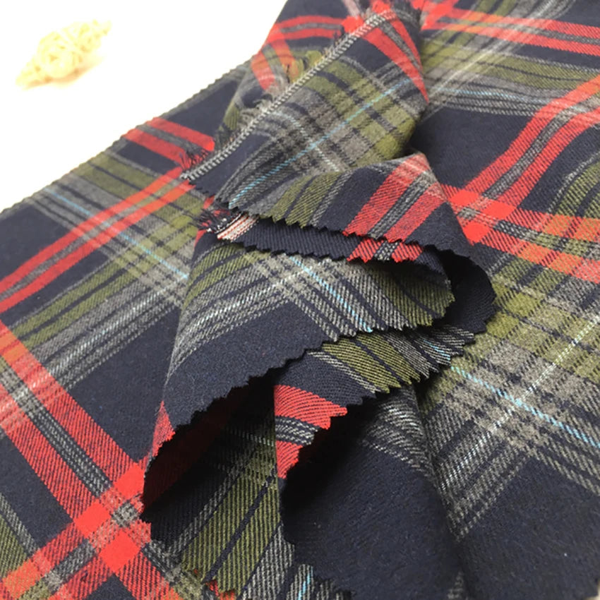 Medium Thick Scottish Checks Polyester Cotton Fabric for Sewing Ladies Skirt School Uniform Skirt Fabric Christmas Decorations